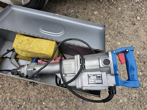 Milwaukee kango 900 - kango,